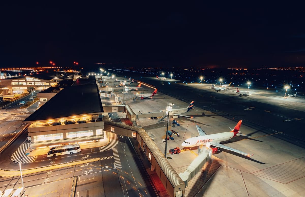 Los vuelos se suspenden temporalmente en el Aeropuerto de Quito
