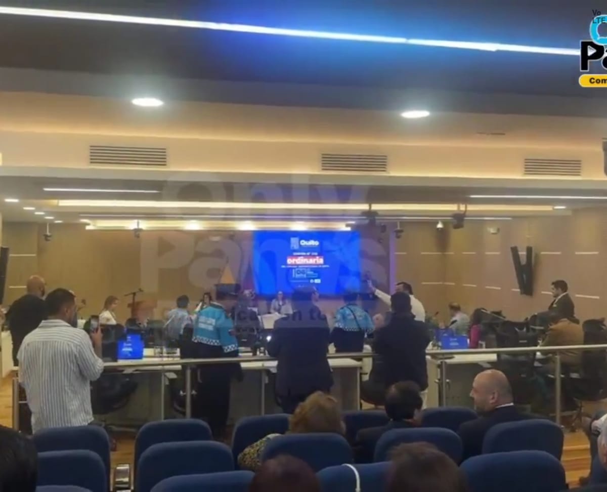 Concejales se enfrentan a gritos en el Municipio