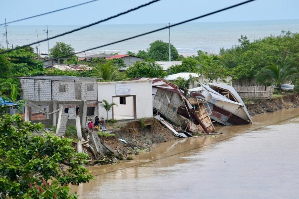 El Niño se fortalece y anticipa más lluvias en la Costa