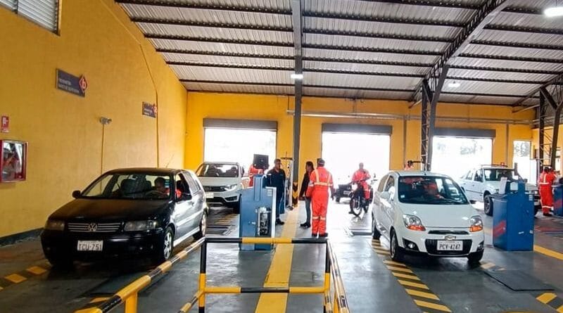 Otra vez se suspende la matriculación vehicular en Quito