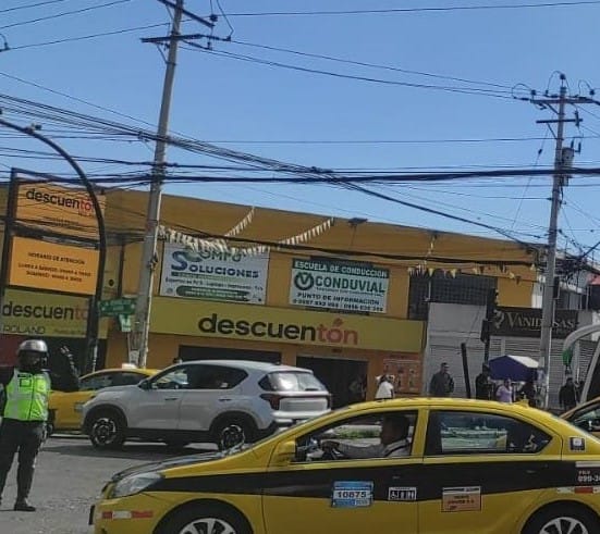 Vuelven los apagones: barrios de Quito se quedaron sin luz